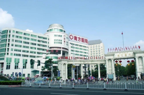 南方醫(yī)科大學(xué)南方醫(yī)院哪個(gè)醫(yī)生做雙眼皮好?專家排名?熱門項(xiàng)目分享